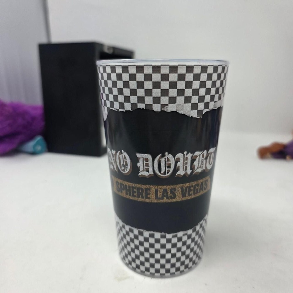 No Doubt Las Vegas glass